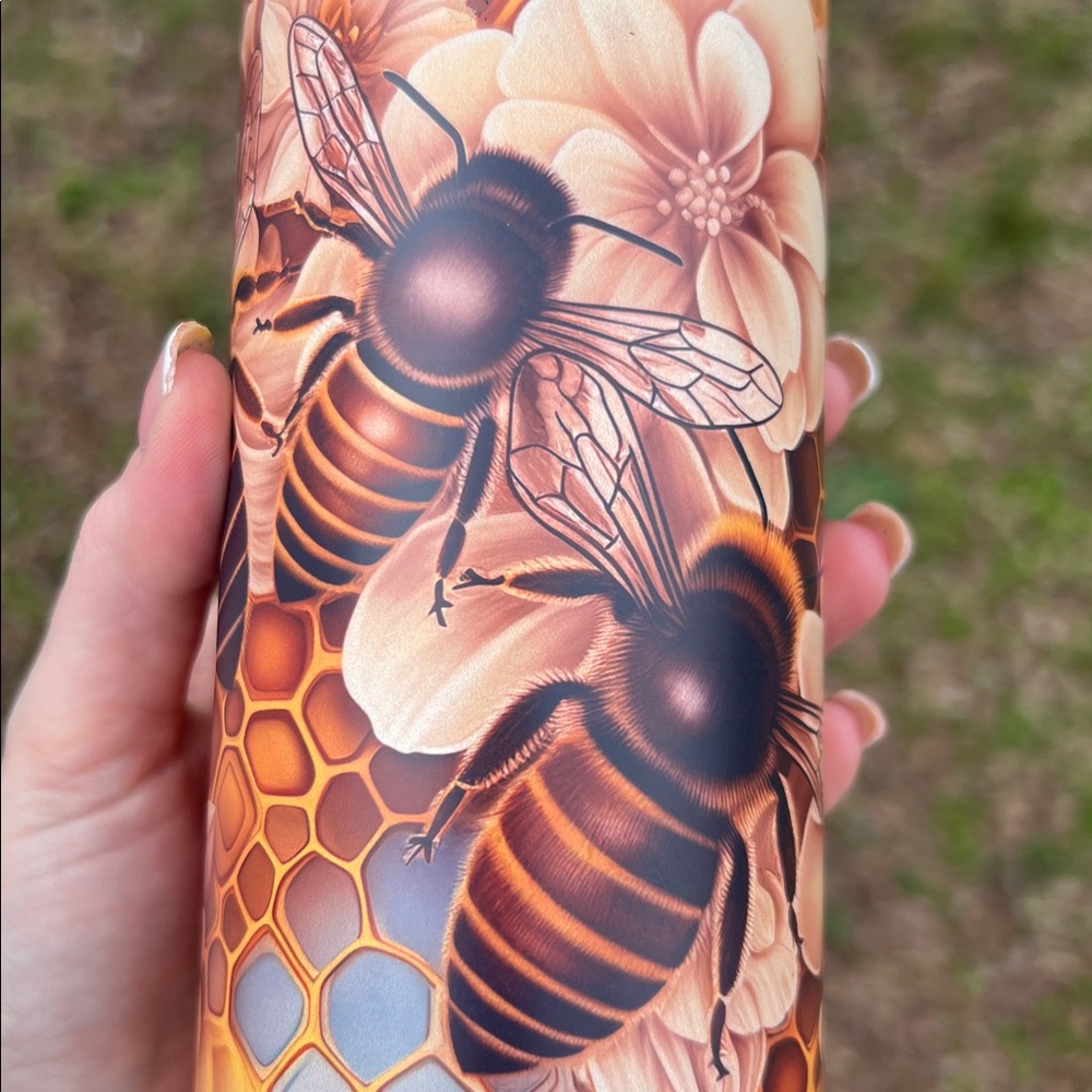 Bee and Flower Tumbler - Picture 4 of 4